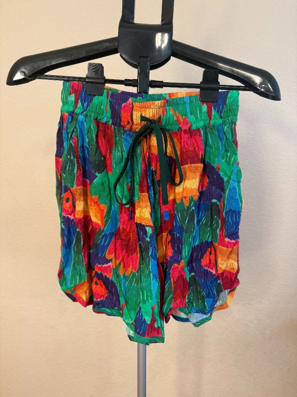 NWOT FARM Rio Tropical Flying Toucans Graphic Print Shorts, Size S
